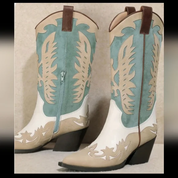 Saddleback Cowboy Boots - Picture 2 of 3